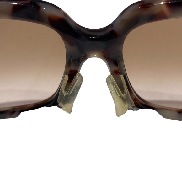 Gucci Oversize Square Sunglasses Gray main image 6